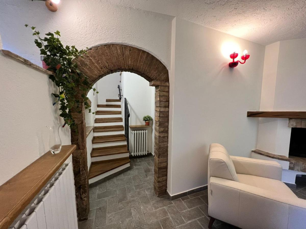 Vicoli E Arte Spoleto Appartement Buitenkant foto