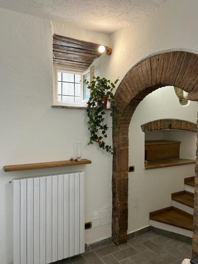 Vicoli E Arte Spoleto Appartement Buitenkant foto