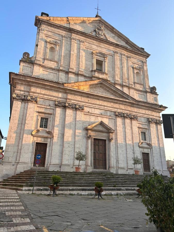 Vicoli E Arte Spoleto Appartement Buitenkant foto